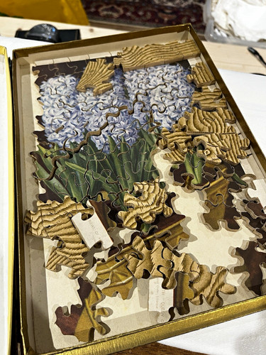 Complete vintage hand cut - complete,