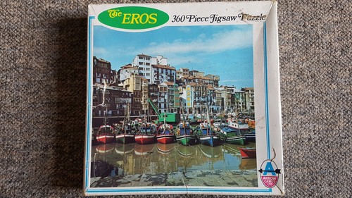 Vintage arrow jigsaw the - arrow,