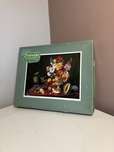 Vintage victory wooden - vintage,